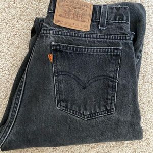 Levi’s black jeans